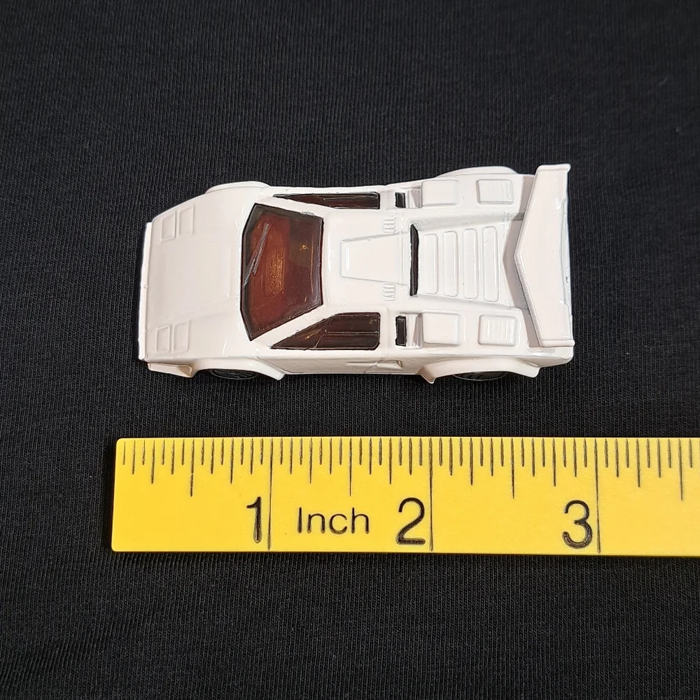 Vinatge Hot Wheels‎ 1987 White Lamborghini Countach w/o Decals